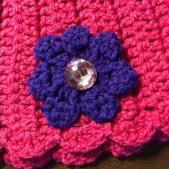 Ladies winter flower beanie hat handmade pink #359 - Picture 4 of 7
